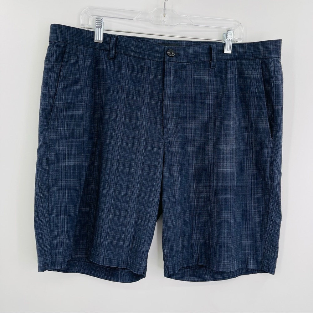 Theory Zaine so lightweight sheer plaid 8" shorts pockets men's size 38